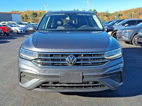 Certified 2022 Volkswagen Tiguan SE image 2