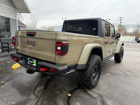 Used 2020 Jeep Gladiator Rubicon image 3
