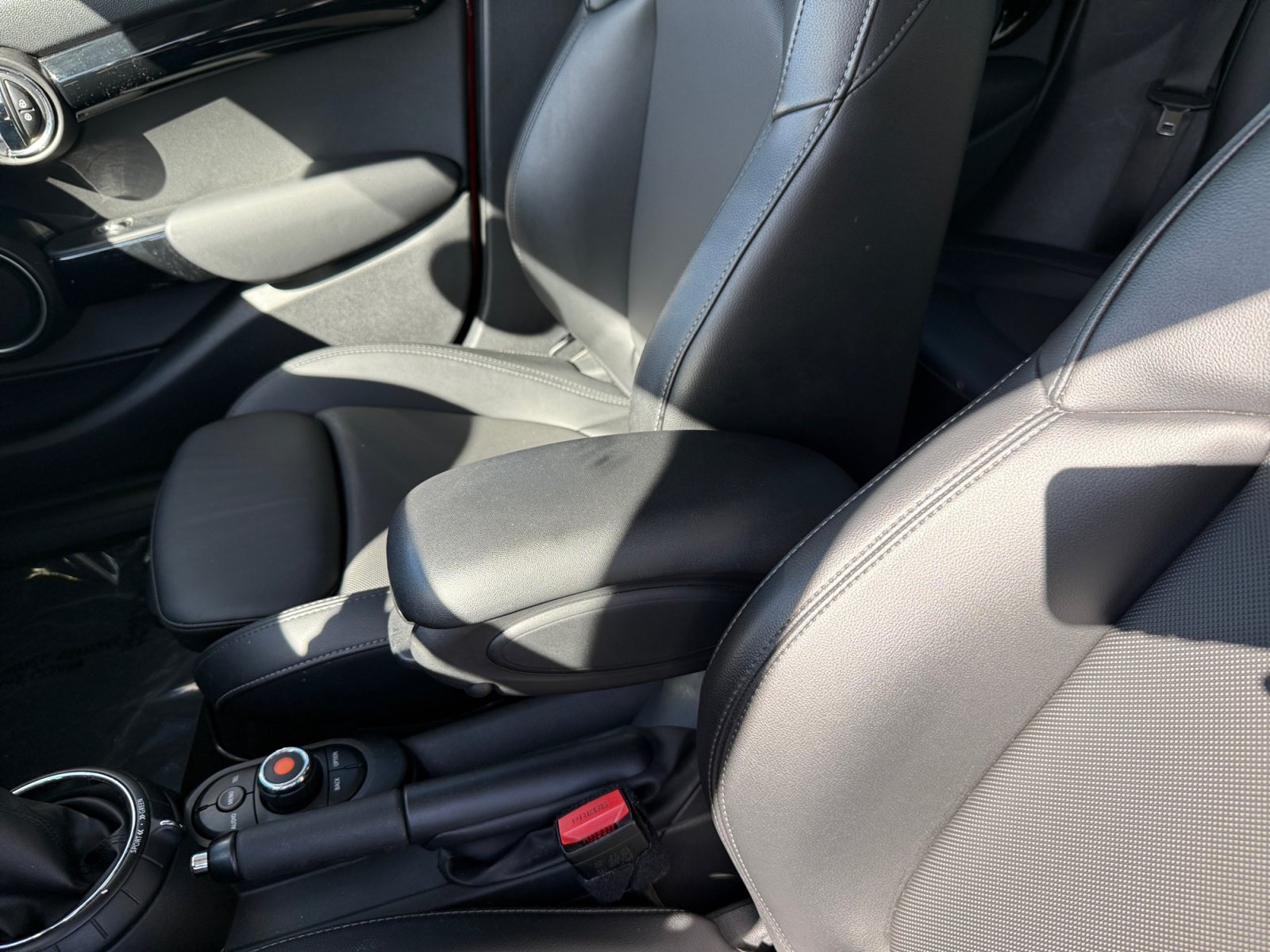 Used 2015 MINI Cooper S FWD image 14