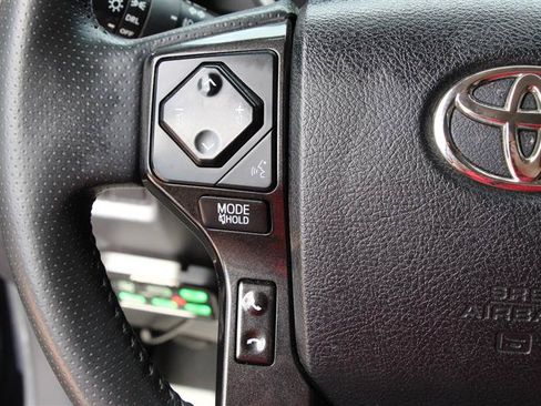 Used 2021 Toyota 4Runner TRD Off-Road Premium AWD/4WD image 41