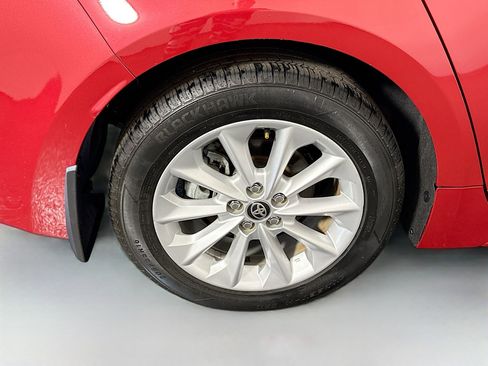 Used 2021 Toyota Corolla LE w/ LE Convenience Package image 33