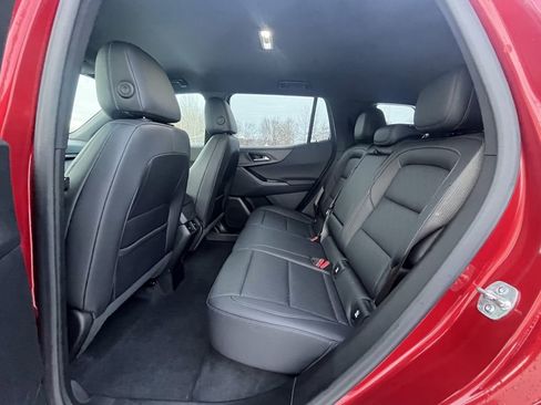 Certified 2025 Chevrolet Equinox LT w/ Convenience Package II image 17