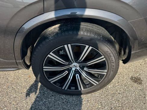 Used 2024 Volvo XC90 B6 Plus w/ Protection Package Premier AWD/4WD image 12