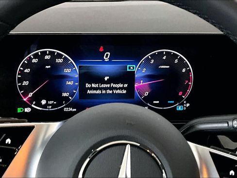Used 2024 Mercedes-Benz GLA 250 4MATIC image 26