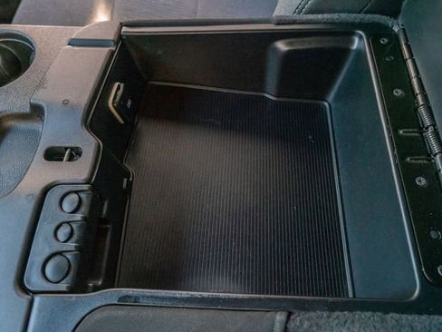 Used 2022 RAM 2500 Tradesman image 31