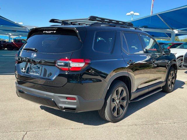 New 2026 Honda Pilot Black Edition image 3