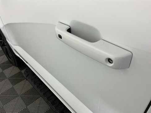 Used 2025 Ford F150 Lariat w/ Equipment Group 502A High image 13