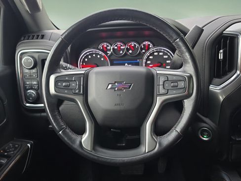 Used 2021 Chevrolet Silverado 1500 LT Trail Boss AWD/4WD image 10