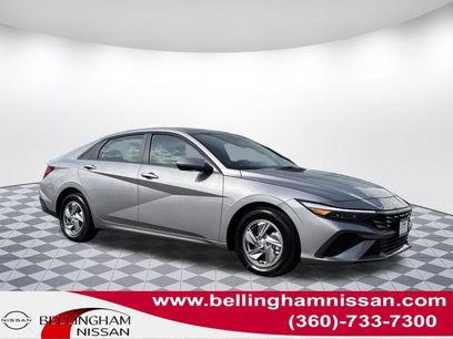 Used 2025 Hyundai Elantra SE w/ Cargo Package