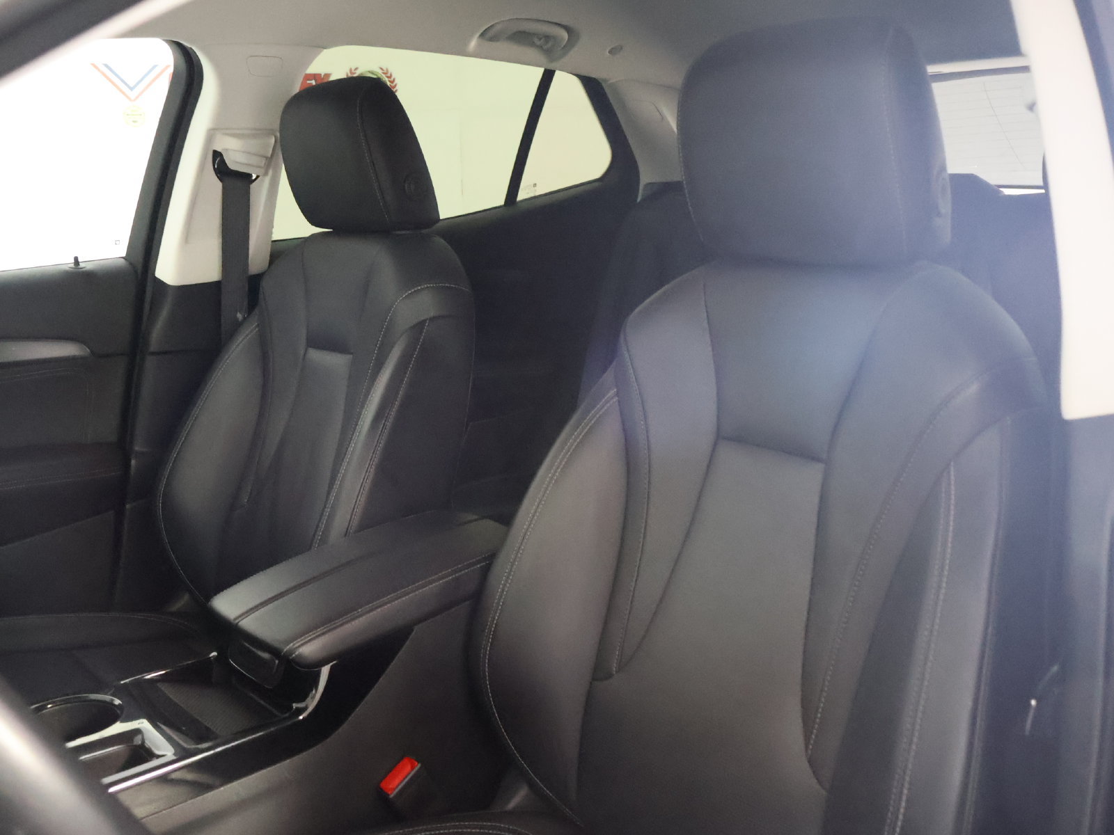 Used 2024 Buick Envision Preferred AWD/4WD image 27