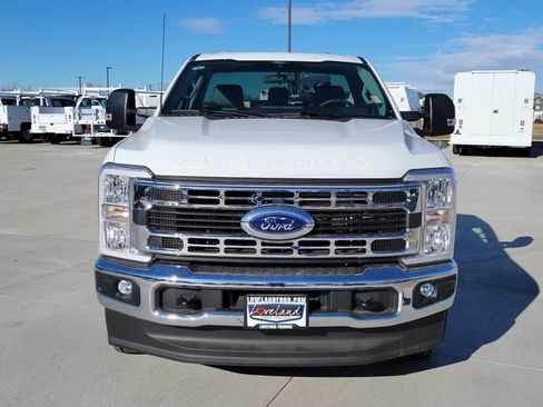 New 2025 Ford F350 XLT image 5