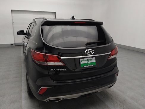 Used 2017 Hyundai Santa Fe SE image 6