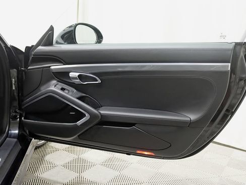 Used 2017 Porsche 911 Turbo AWD/4WD image 33