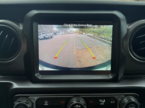 Used 2023 Jeep Wrangler Sport S image 20