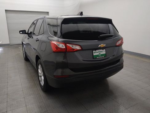 Used 2020 Chevrolet Equinox LS w/ LS Convenience Package FWD image 6