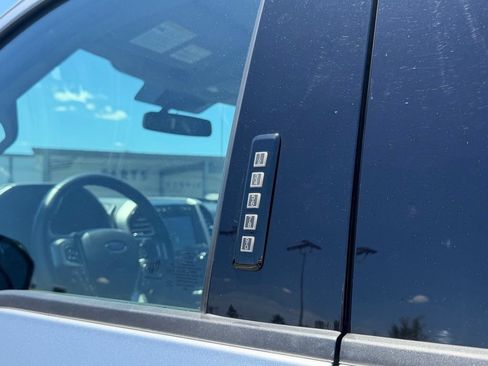 Used 2020 Ford F150 Lariat AWD/4WD image 12