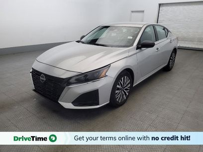 Used 2024 Nissan Altima 2.5 SV