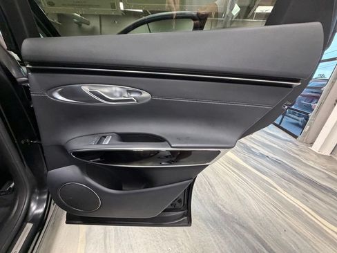 Used 2025 Genesis GV70 2.5T AWD/4WD image 47