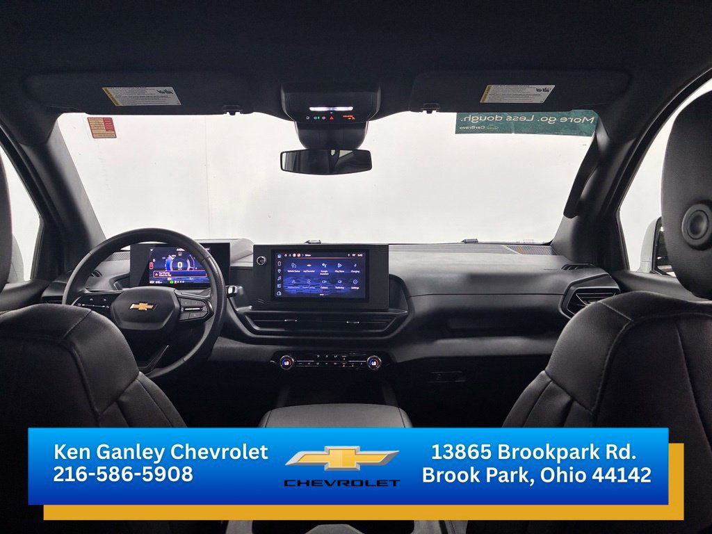 Certified 2024 Chevrolet Silverado EV W/T AWD/4WD image 21