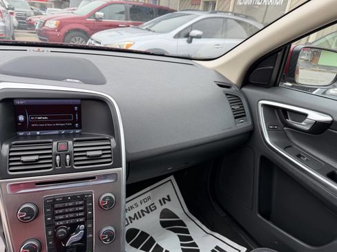 Used 2013 Volvo XC60 T6 image 26