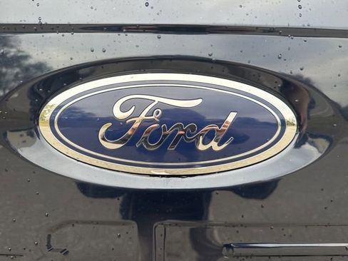 Used 2022 Ford F150 Lariat w/ Max Trailer Tow Package image 36