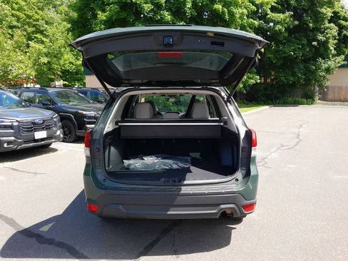Used 2022 Subaru Forester Premium AWD/4WD image 32