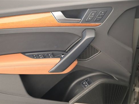 Certified 2023 Audi Q5 e Premium Plus w/ Premium Plus Package image 22