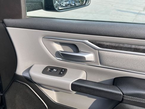 Used 2019 RAM 1500 Big Horn AWD/4WD image 19