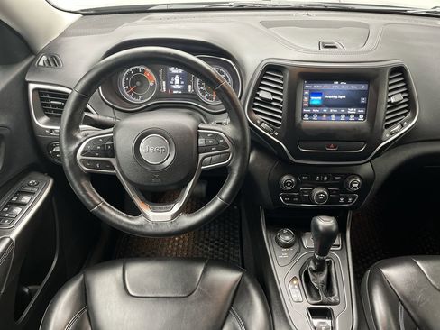 Used 2019 Jeep Cherokee Latitude Plus w/ Cold Weather Group image 13