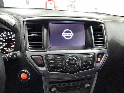 Used 2018 Nissan Pathfinder SL w/ SL Premium Package AWD/4WD image 15