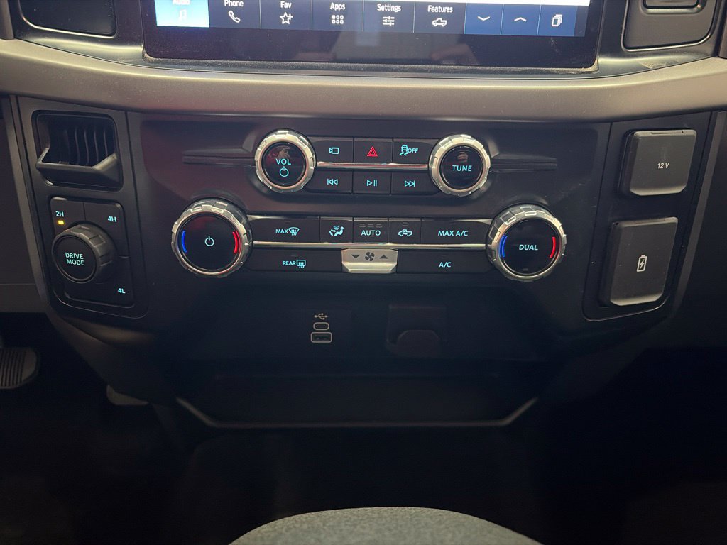 Used 2025 Ford F150 XLT w/ Equipment Group 301A Standard AWD/4WD image 28