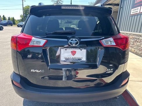 Used 2015 Toyota RAV4 XLE AWD/4WD image 2