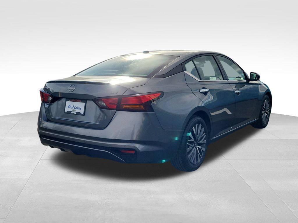 Used 2023 Nissan Altima 2.5 SV FWD image 4