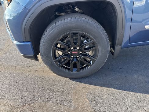 New 2026 GMC Sierra 1500 Elevation image 11