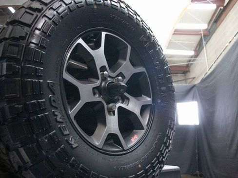 Used 2020 Jeep Wrangler Unlimited Sport image 13