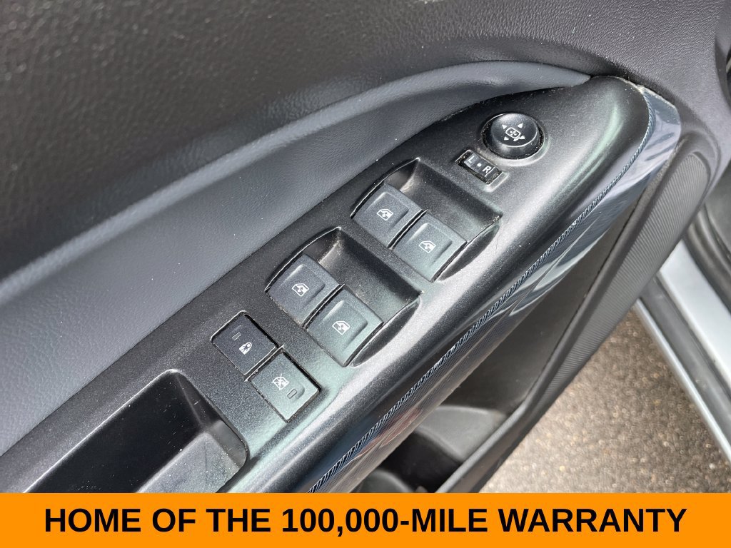 Used 2018 Chevrolet Colorado Z71 AWD/4WD image 12