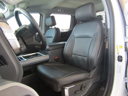 Used 2024 Ford F350 Lariat w/ Chrome Package AWD/4WD image 23