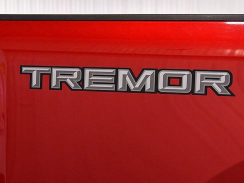 Used 2024 Ford F350 Lariat w/ Lariat Ultimate Package image 12