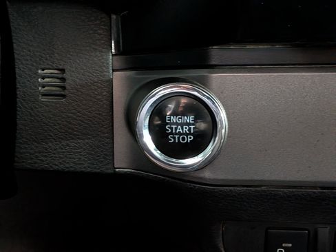 Used 2018 Toyota Tacoma TRD Sport w/ Technology Package RWD image 23