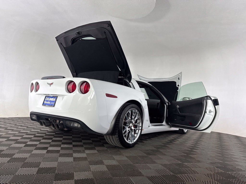 Used 2012 Chevrolet Corvette Grand Sport w/ 3LT Preferred Equipment Group RWD image 23