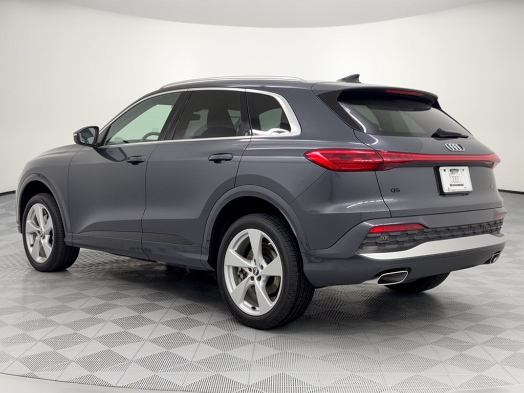 Used 2026 Audi Q5 Premium Plus w/ Premium Plus AWD/4WD image 3