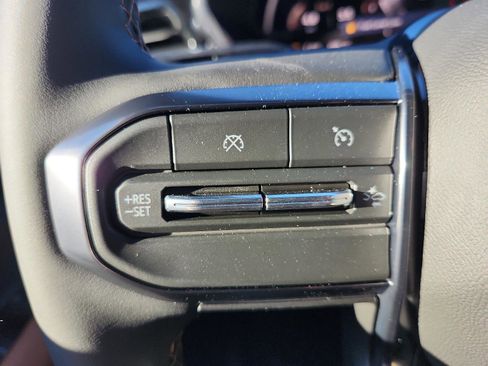 New 2026 GMC Canyon AT4 image 16