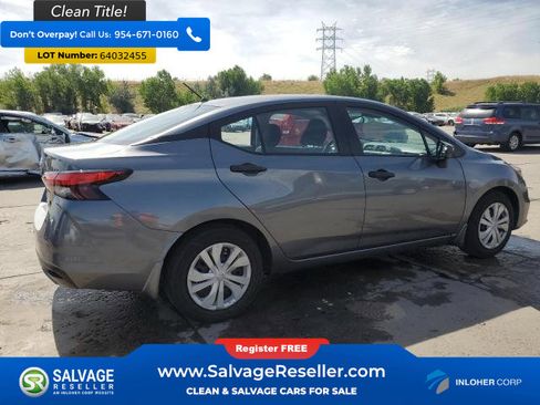 Used 2021 Nissan Versa S FWD image 4