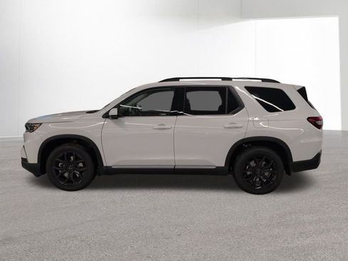 Used 2025 Honda Pilot Touring image 32