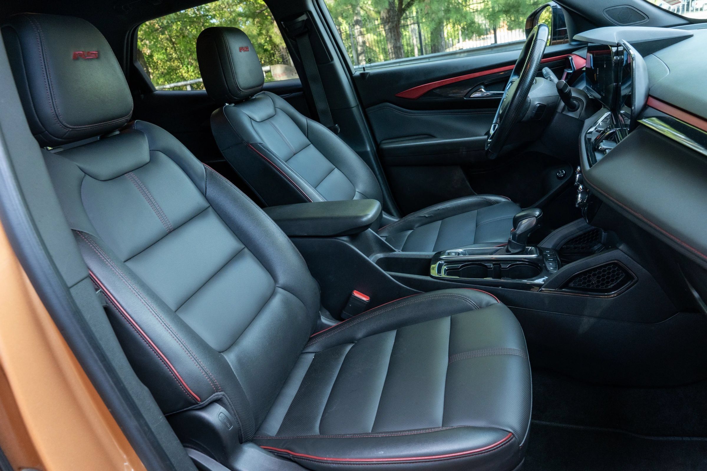 Used 2024 Chevrolet TrailBlazer RS w/ Convenience Package FWD image 14