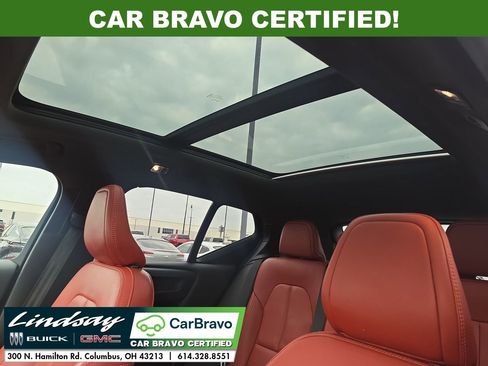 Used 2020 Volvo XC40 T5 Momentum w/ Premium Package AWD/4WD image 20