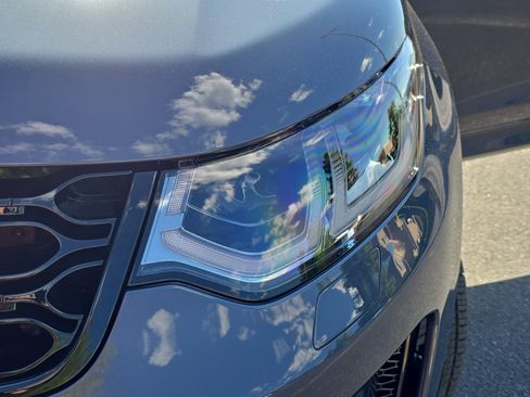 New 2025 Land Rover Discovery Sport S image 31