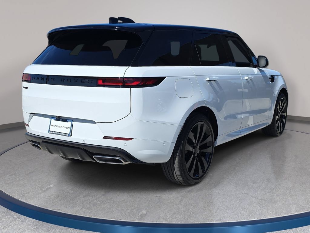 New 2027 Land Rover Range Rover Sport Dynamic SE AWD/4WD image 5