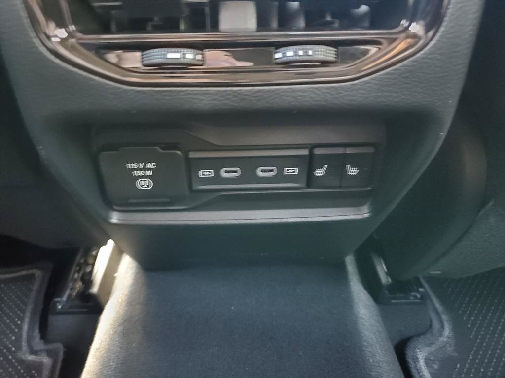 New 2026 Jeep Grand Cherokee Limited AWD/4WD image 8