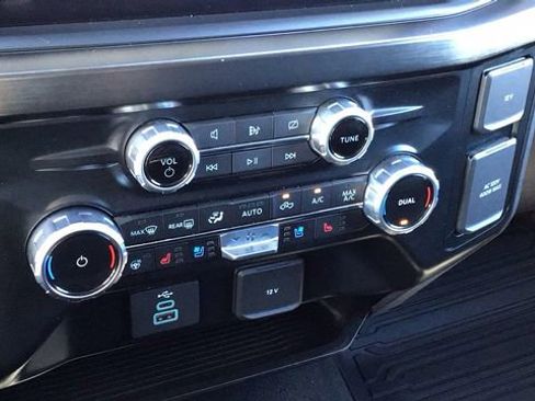 Certified 2023 Ford F250 Lariat w/ Tremor Off-Road Package image 34